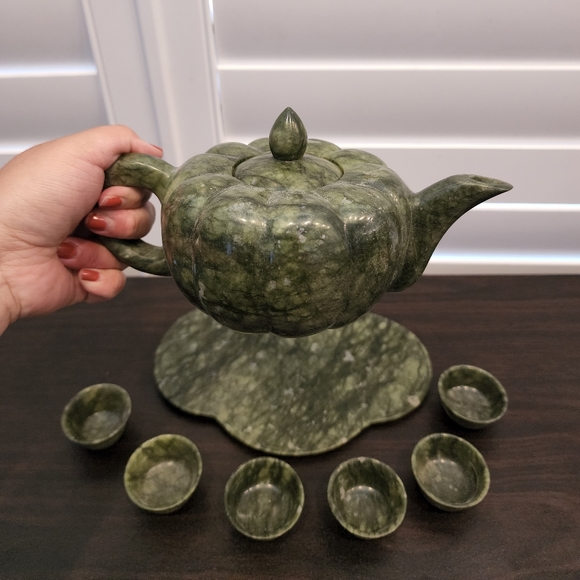 Jade Tea Set - Picture 3 of 3